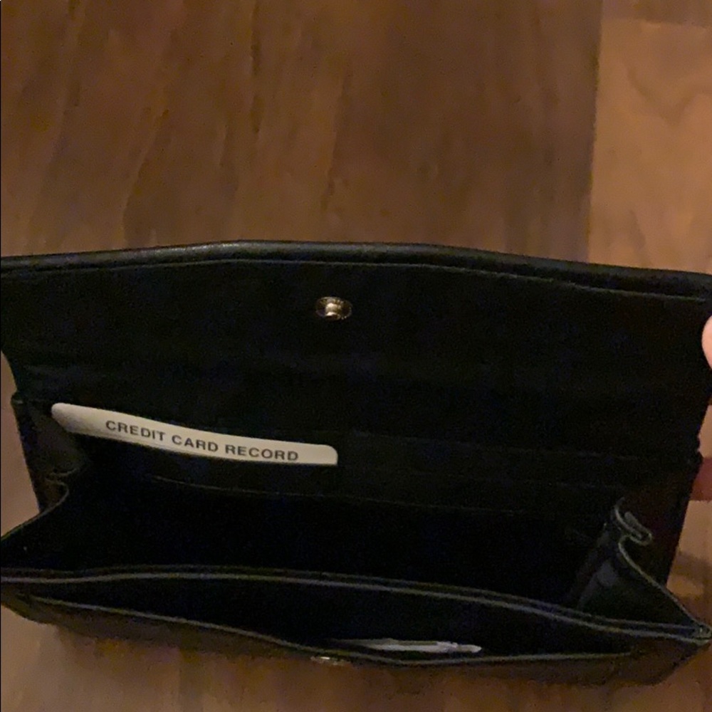 Jones Wallet - Picture 4 of 7